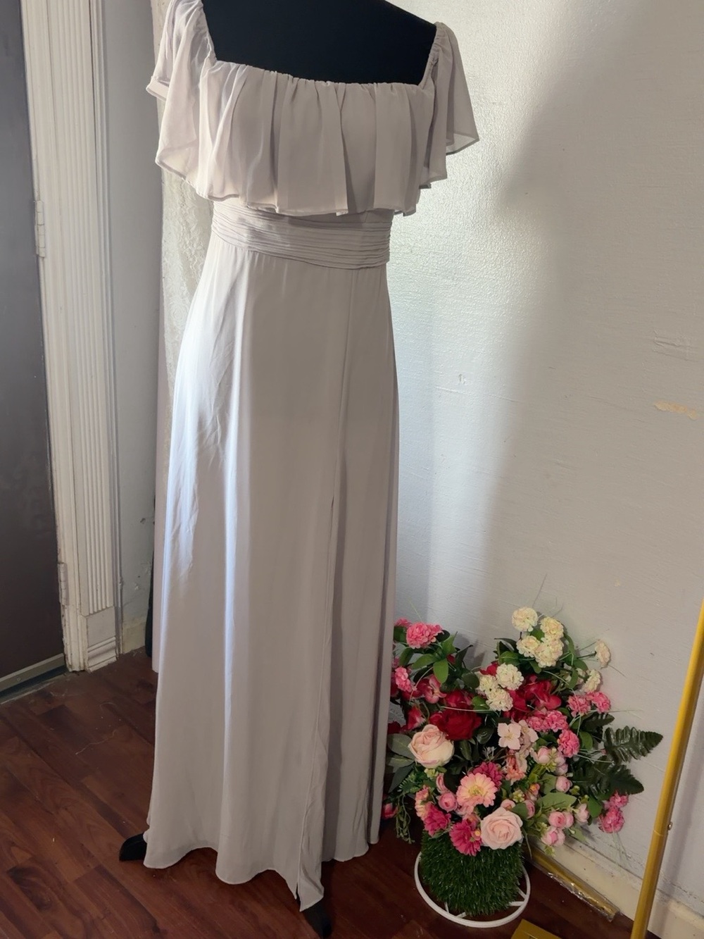 Ever Pretty Light Gray Off-Shoulder Ruffle Maxi Dress size XL